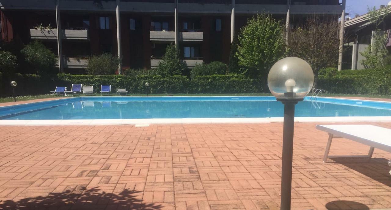 Casa Palazzo Apartment Desenzano del Garda Luaran gambar
