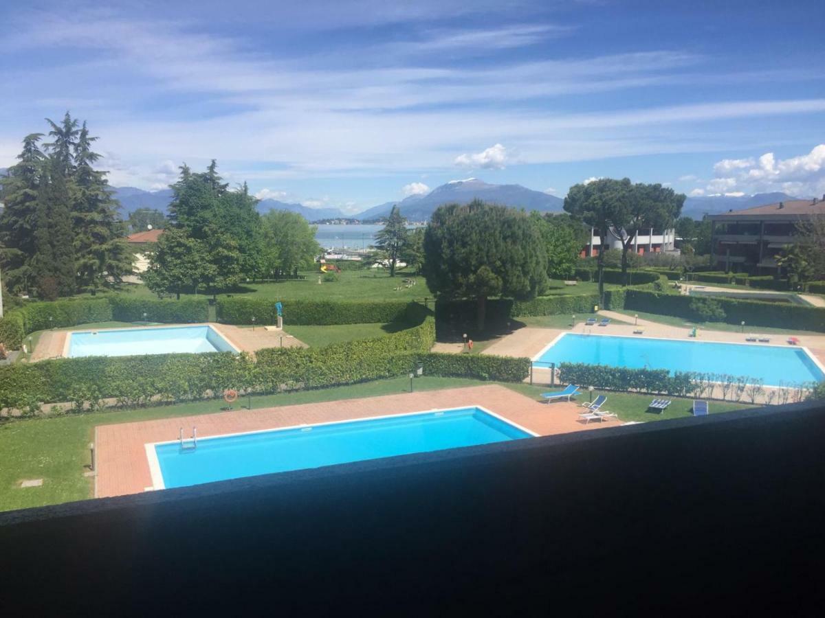 Casa Palazzo Apartment Desenzano del Garda Luaran gambar